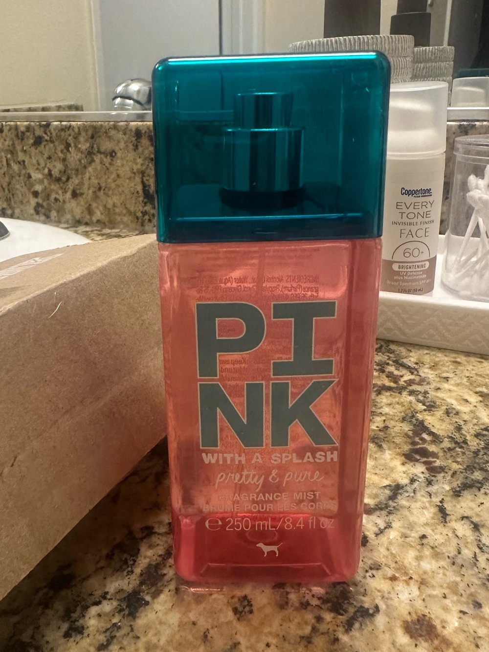 PINK Victoria's Secret Fragrance Mist Pretty & Pure - Picture 3 of 5